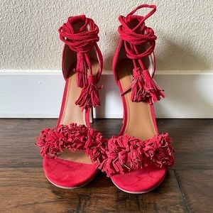 RED MOSSIMO TASSEL HEELS SIZE 8